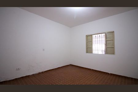 Casa para alugar com 2 quartos, 150m² em Parque dos Bancarios, São Paulo