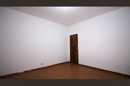 Casa para alugar com 2 quartos, 150m² em Parque dos Bancarios, São Paulo