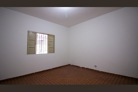 Casa para alugar com 2 quartos, 150m² em Parque dos Bancarios, São Paulo