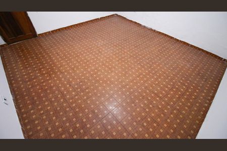 Casa para alugar com 2 quartos, 150m² em Parque dos Bancarios, São Paulo