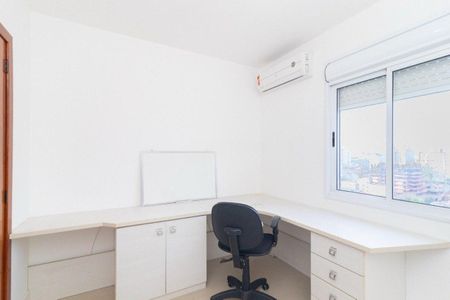 Quarto 1 de apartamento para alugar com 2 quartos, 66m² em Petrópolis, Porto Alegre