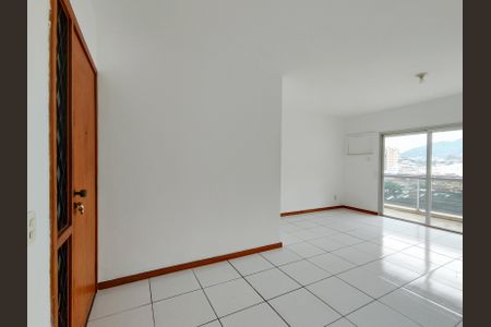 Sala de apartamento à venda com 2 quartos, 110m² em Grajaú, Rio de Janeiro