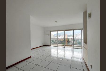 Sala de apartamento à venda com 2 quartos, 110m² em Grajaú, Rio de Janeiro