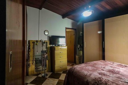 Casa à venda com 150m², 3 quartos e 2 vagas Casa à venda com 150m², 3 quartos e 2 vagasSuíte