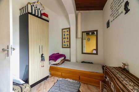 Casa à venda com 150m², 3 quartos e 2 vagas Casa à venda com 150m², 3 quartos e 2 vagasQuarto