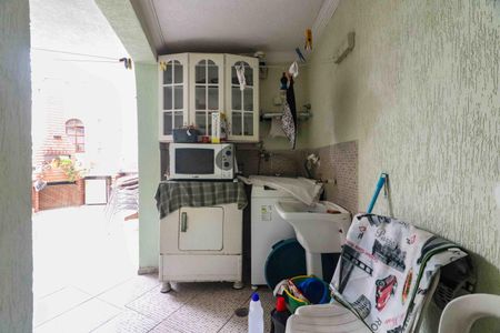 Casa à venda com 150m², 3 quartos e 2 vagas Casa à venda com 150m², 3 quartos e 2 vagasLavanderia