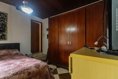 Casa à venda com 150m², 3 quartos e 2 vagas Casa à venda com 150m², 3 quartos e 2 vagasSuíte