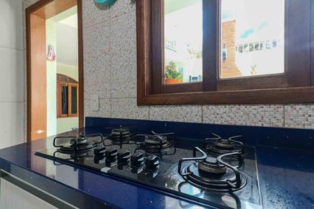 Casa à venda com 150m², 3 quartos e 2 vagas Casa à venda com 150m², 3 quartos e 2 vagasCozinha