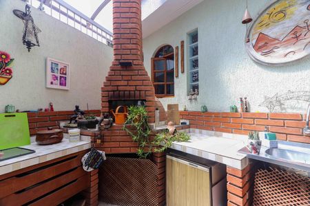 Casa à venda com 150m², 3 quartos e 2 vagas Casa à venda com 150m², 3 quartos e 2 vagasChurrasqueira