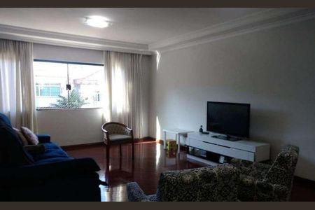 Casa à venda com 3 quartos, 201m² em Pinheirinho, Santo André