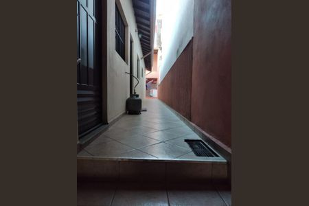 Foto 02 de casa à venda com 2 quartos, 305m² em Vila Nova Jundiainopolis, Jundiaí