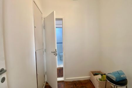 Apartamento para alugar com 80m², 2 quartos e sem vagaQuarto de Serviço