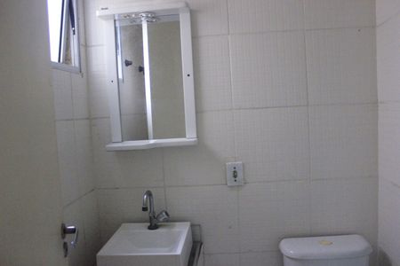 Banheiro de apartamento à venda com 2 quartos, 44m² em Ponte Grande, Guarulhos
