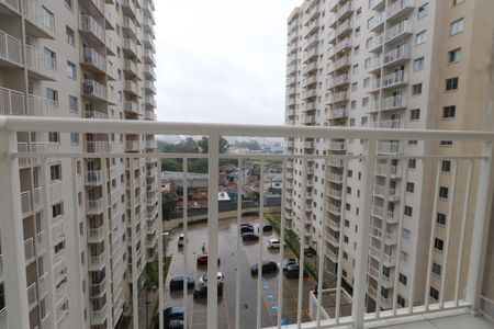 Sacada de apartamento para alugar com 2 quartos, 36m² em Guaiauna, São Paulo