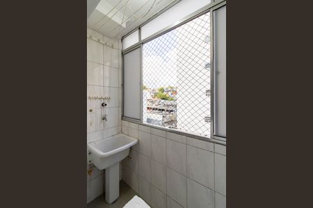 Apartamento à venda com 50m², 2 quartos e sem vaga Apartamento à venda com 50m², 2 quartos e sem vagaArea de Serviço