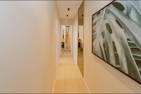 Corredor de apartamento à venda com 2 quartos, 100m² em Estoril, Belo Horizonte