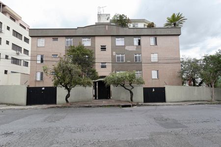 Apartamento à venda com 122m², 3 quartos e 2 vagasFachada