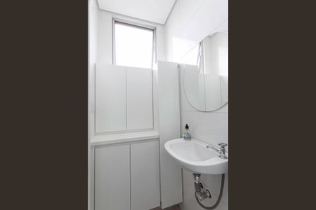 Apartamento à venda com 122m², 3 quartos e 2 vagasBanheiro de Serviço