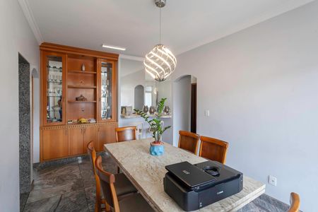 Apartamento à venda com 122m², 3 quartos e 2 vagasCopa