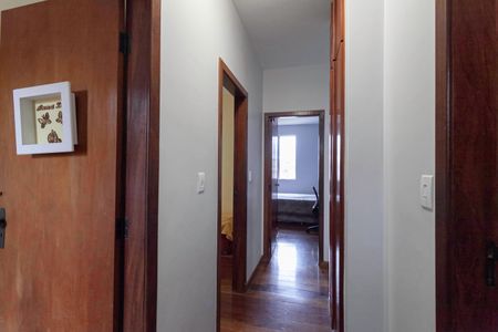 Apartamento à venda com 122m², 3 quartos e 2 vagasCorredor