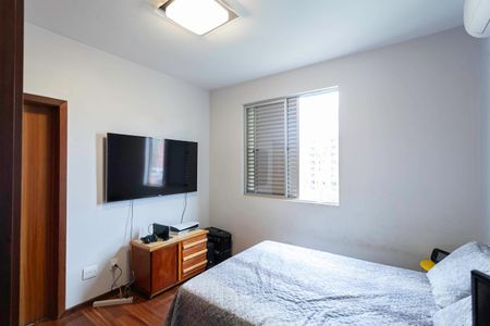 Apartamento à venda com 122m², 3 quartos e 2 vagasSuíte