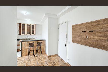 Sala de apartamento para alugar com 2 quartos, 38m² em Jardim Copiuva, Carapicuíba