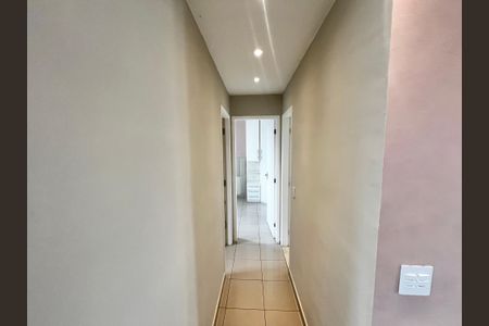 Corredor de apartamento para alugar com 2 quartos, 50m² em Limão, São Paulo