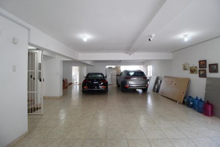 Casa para alugar com 990m², 6 quartos e 8 vagasGaragem