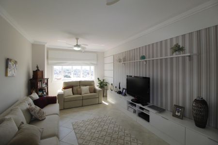 Casa para alugar com 990m², 6 quartos e 8 vagasSala 2