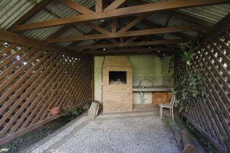 Casa para alugar com 990m², 6 quartos e 8 vagasChurrasqueira