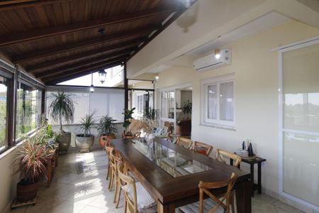 Casa para alugar com 990m², 6 quartos e 8 vagasVaranda gourmet