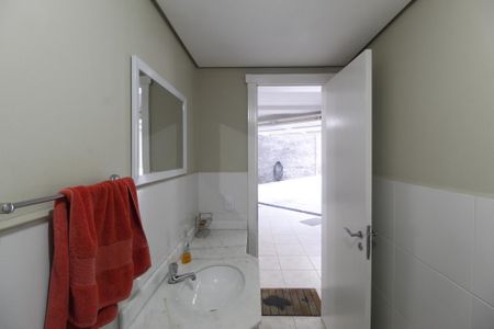 Casa para alugar com 990m², 6 quartos e 8 vagasBanheiro