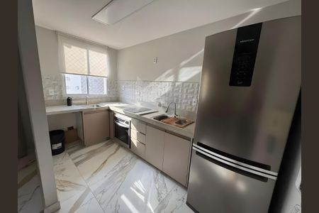 Cozinha de apartamento à venda com 2 quartos, 47m² em Jk, Contagem