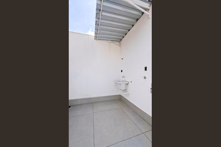 Apartamento à venda com 113m², 2 quartos e 1 vaga Apartamento à venda com 113m², 2 quartos e 1 vagaCobertura