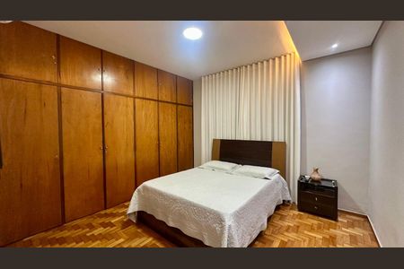 Casa à venda com 200m², 3 quartos e 2 vagas