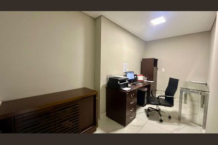 Casa à venda com 200m², 3 quartos e 2 vagas