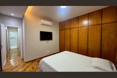 Casa à venda com 200m², 3 quartos e 2 vagas