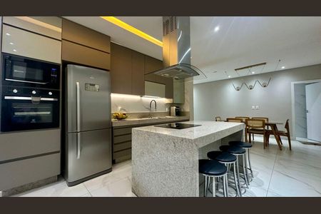 Casa à venda com 200m², 3 quartos e 2 vagas