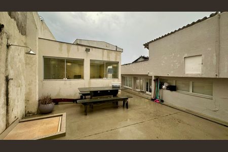 Casa à venda com 200m², 3 quartos e 2 vagas