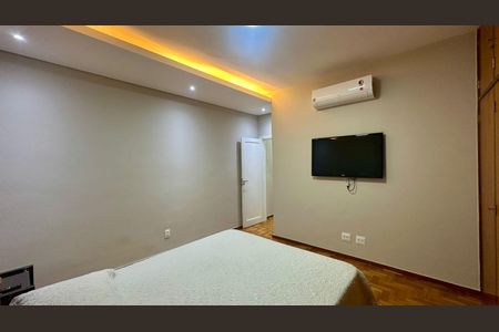 Casa à venda com 200m², 3 quartos e 2 vagas