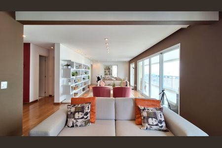 Sala de apartamento para alugar com 3 quartos, 223m² em Vila Romana, São Paulo