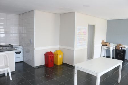 Apartamento à venda com 65m², 3 quartos e 1 vagaÁrea comum - Salão de festas