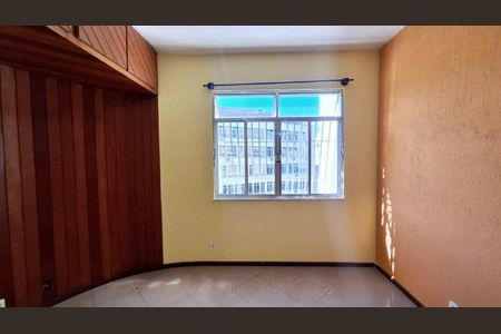 Apartamento à venda com 77m², 3 quartos e sem vaga