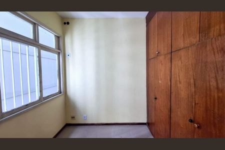 Apartamento à venda com 77m², 3 quartos e sem vaga