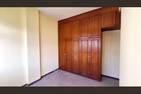 Apartamento à venda com 77m², 3 quartos e sem vaga