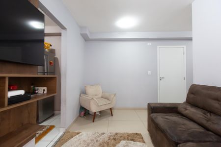 Sala de apartamento para alugar com 2 quartos, 45m² em Vila Princesa Isabel, São Paulo