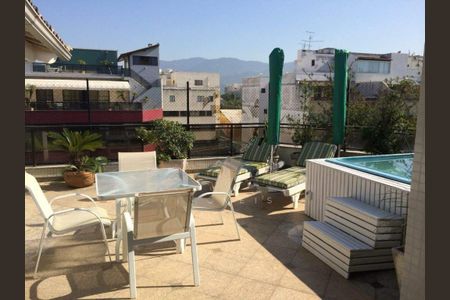 Apartamento à venda com 197m², 3 quartos e 5 vagas