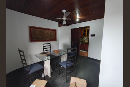 Casa à venda com 3 quartos, 440m² em Pechincha, Rio de Janeiro