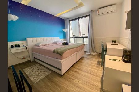 Apartamento à venda com 2 quartos, 74m² em Copacabana, Rio de Janeiro