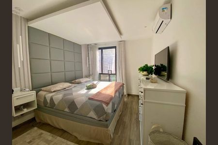 Apartamento à venda com 2 quartos, 74m² em Copacabana, Rio de Janeiro